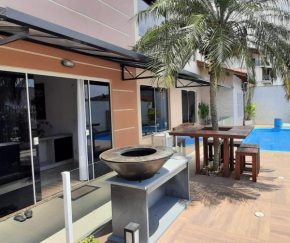 Casa Privativa na Praia com Piscina Aquecida